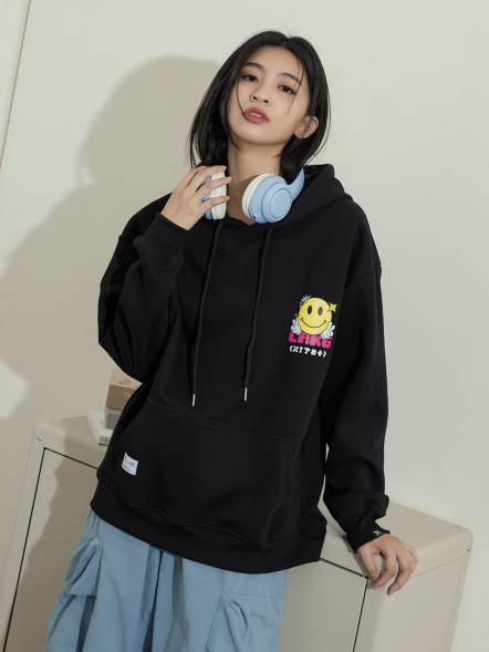 簡約笑臉小精靈背圖長帽T