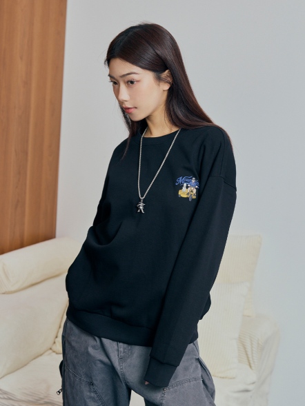 俏皮萌犬兜風背圖大學T