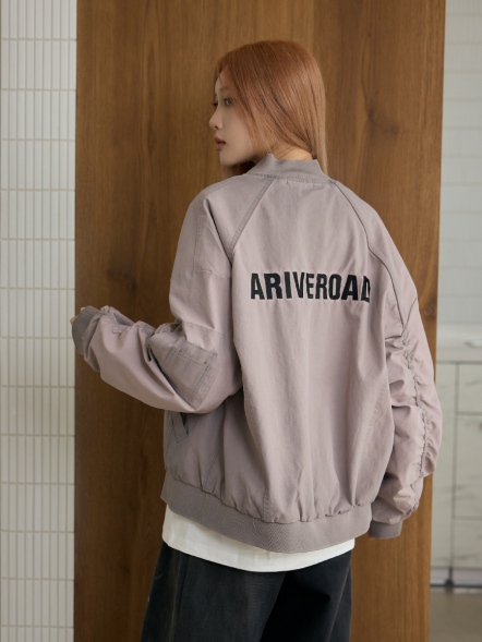 質感繡字霧色斜紋布薄外套