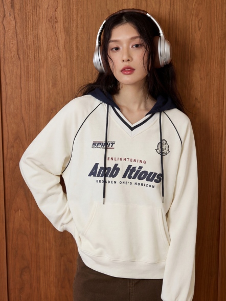 美式賽車風V領連帽上衣