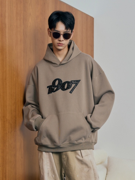 1907豹紋印花長帽T