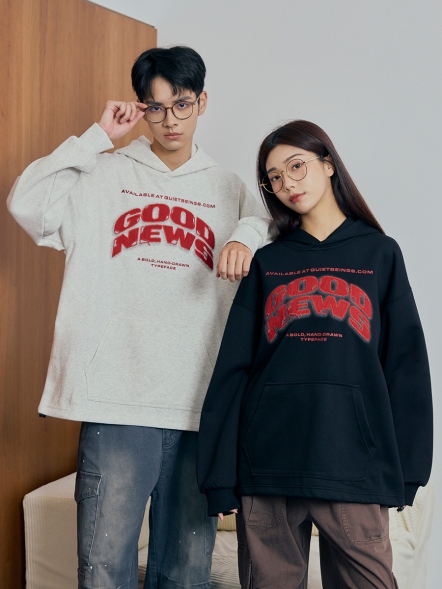 GOOD NEWS 英文貼布長帽T