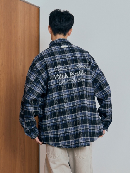 簡約背圖刺繡格紋長襯