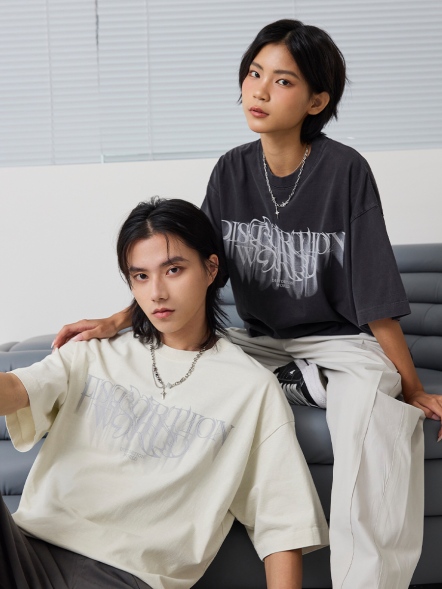 拉膠英文噴霧水洗短T