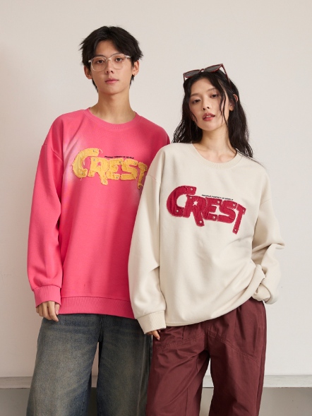 鉚釘撞色貼布大學T