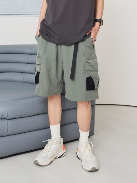 簡約素色工裝休閒短褲