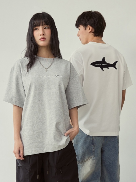 個性貼布背圖鯊魚短T